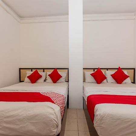 Oyo 1192 Hash House Hotel Malacca Buitenkant foto