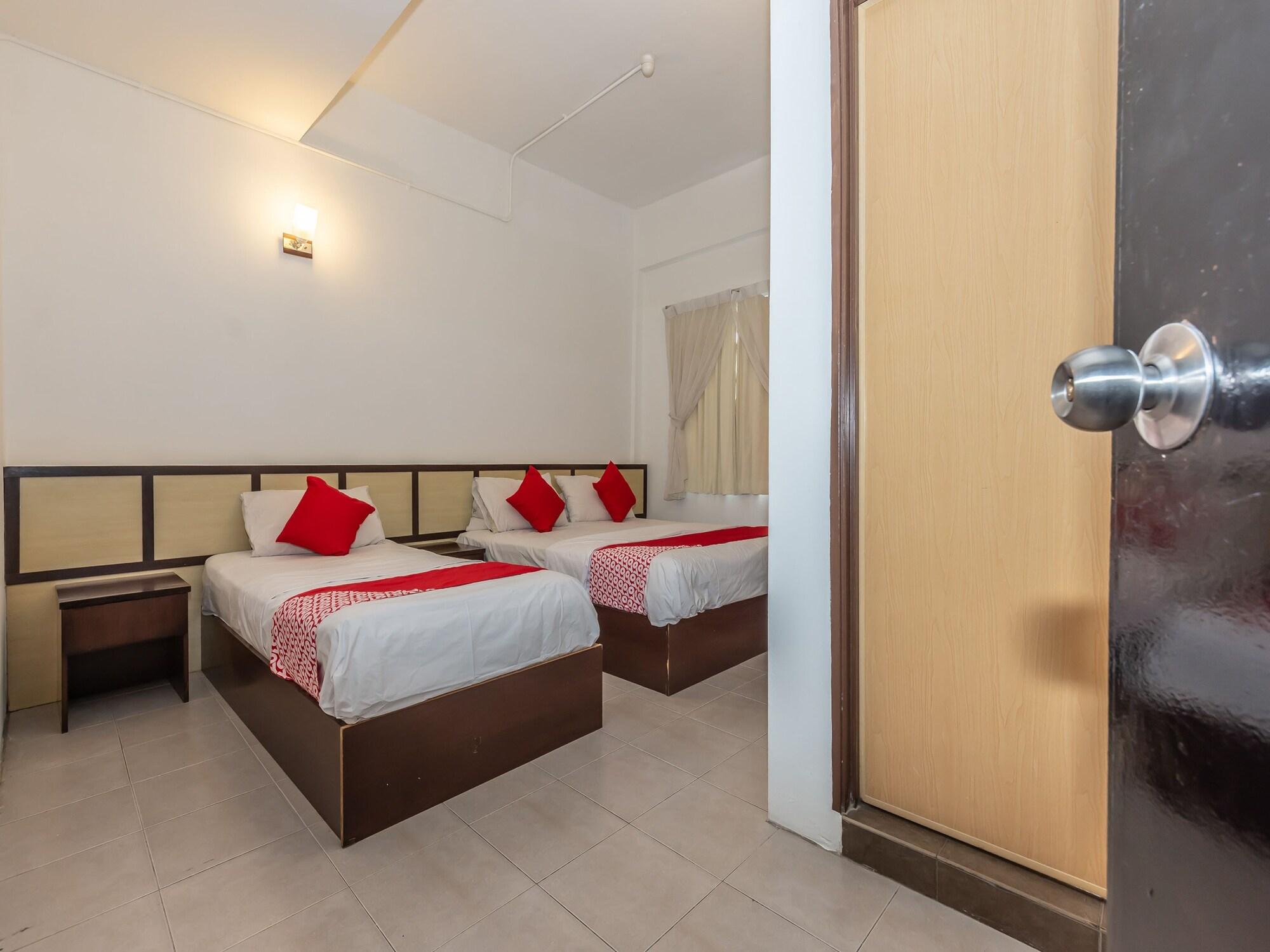Oyo 1192 Hash House Hotel Malacca Buitenkant foto