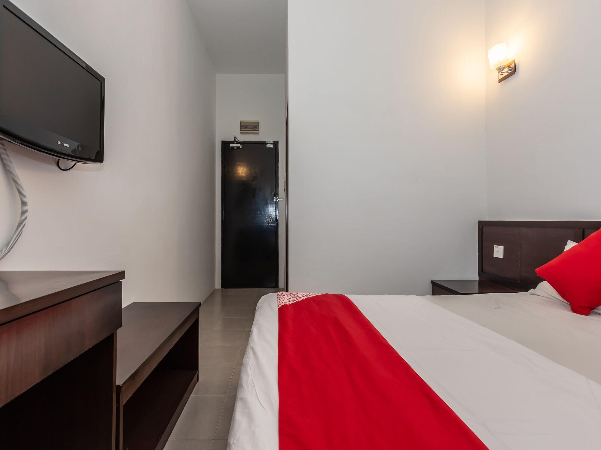 Oyo 1192 Hash House Hotel Malacca Buitenkant foto