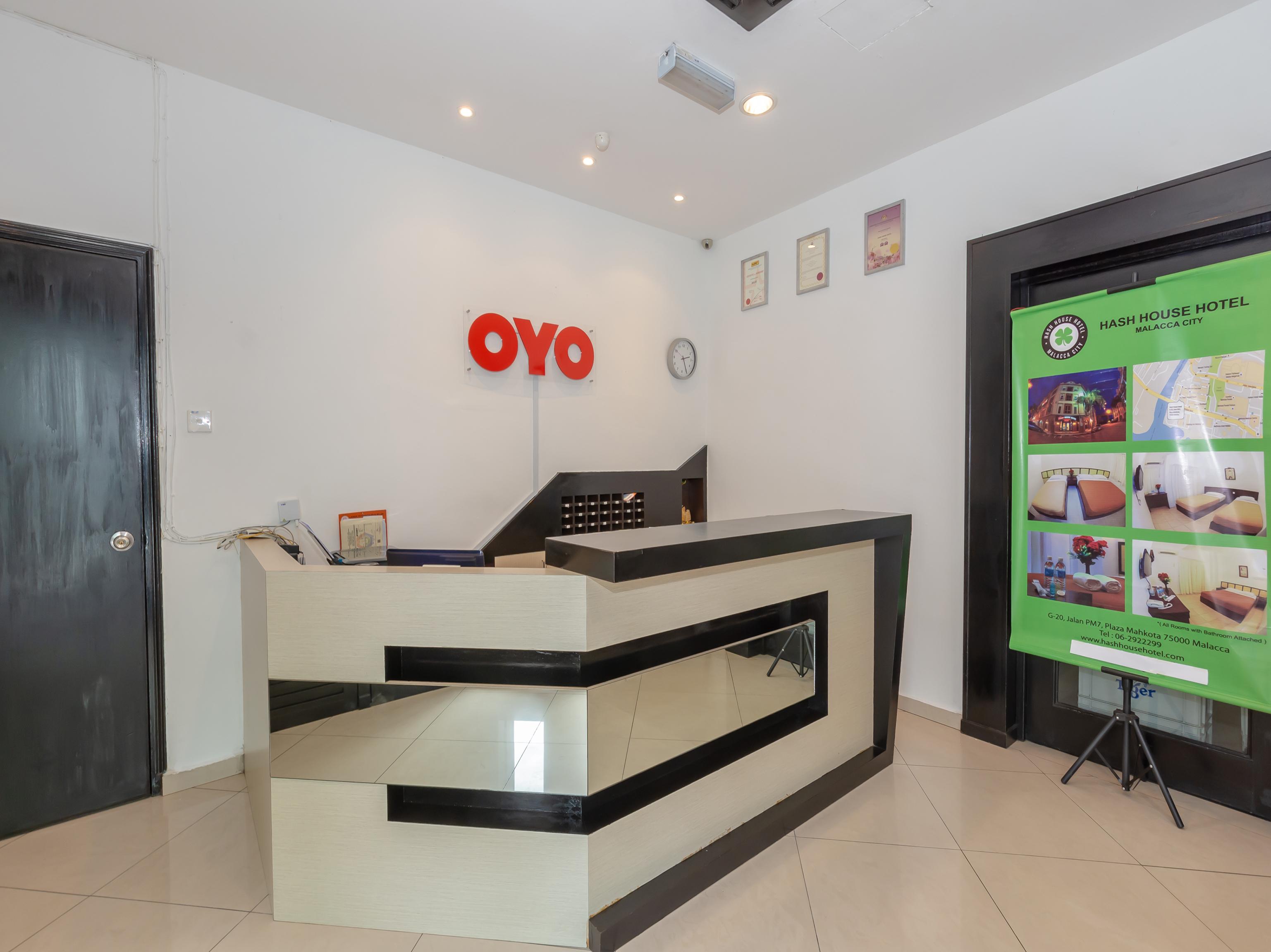 Oyo 1192 Hash House Hotel Malacca Buitenkant foto