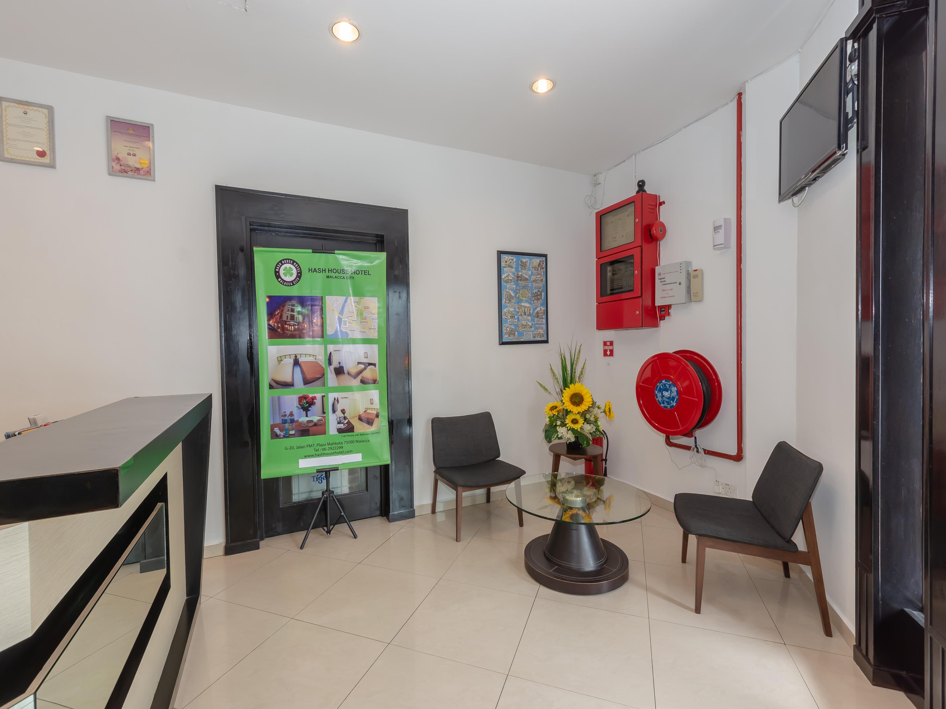 Oyo 1192 Hash House Hotel Malacca Buitenkant foto