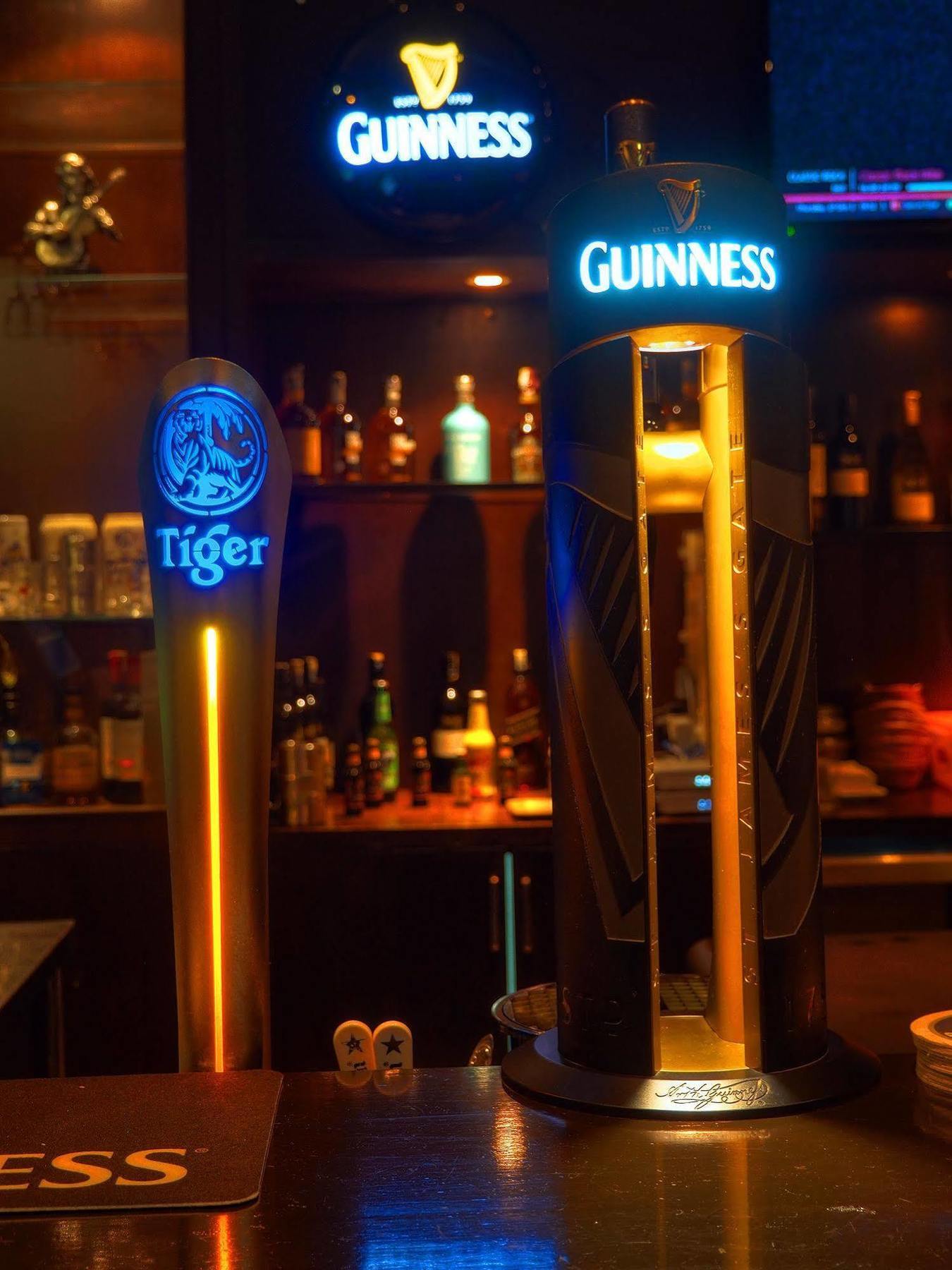 Oyo 1192 Hash House Hotel Malacca Buitenkant foto